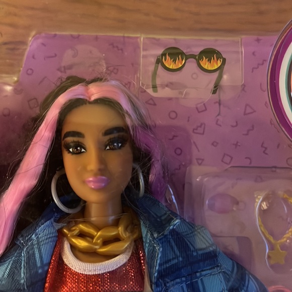 Malibu Barbie Extra-Mattel - Picture 7 of 12